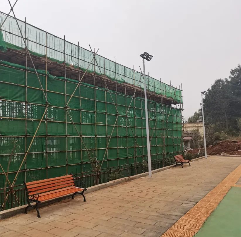 2022-12-01-巧家马树镇一站式活动场所主体封顶.jpg